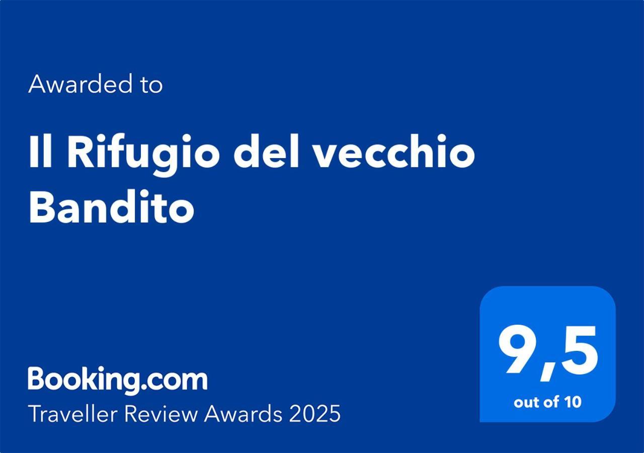 Il Rifugio Del Vecchio Bandito Iglesias Bagian luar foto